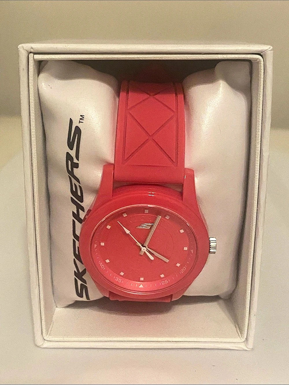 Skechers Pickleball Pink quilt Watch NWT